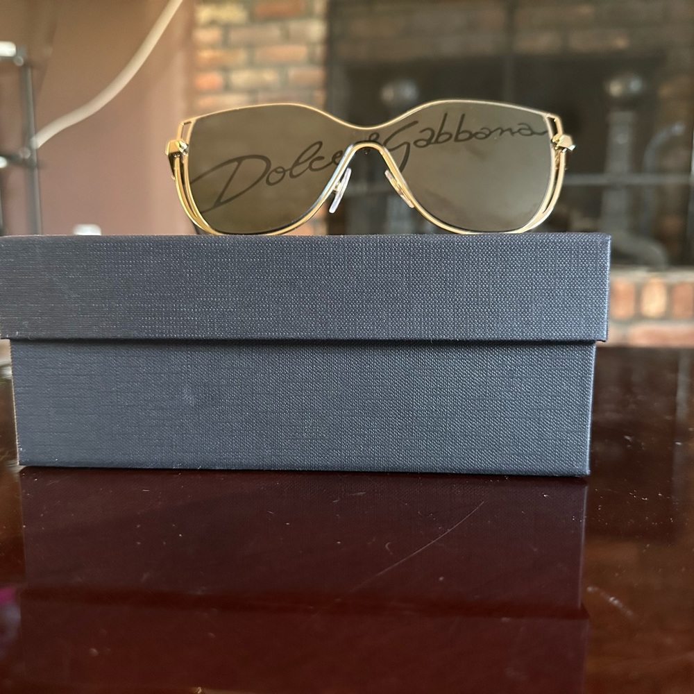 COPY - Dolce&Gabbana Women’s Mirror Sunglasses